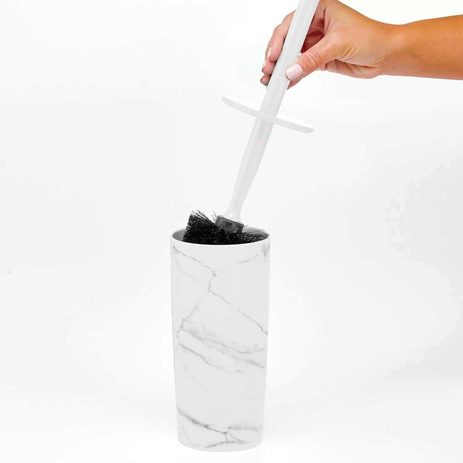 mDesign WC-Bürste mit Halter weiß marmoriert Kunststoff